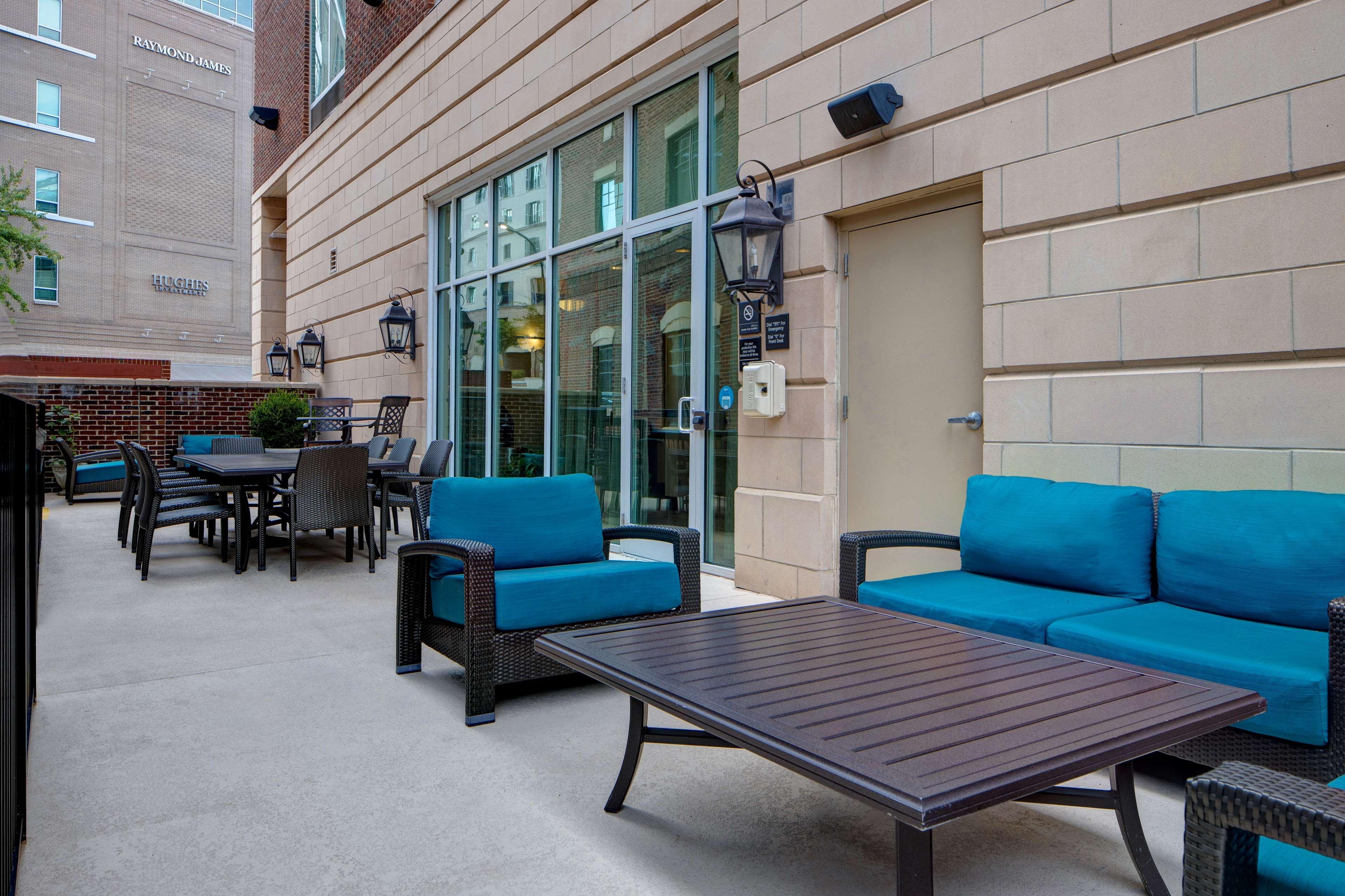 Hampton Inn & Suites Greenville-Downtown-Riverplace Exterior foto